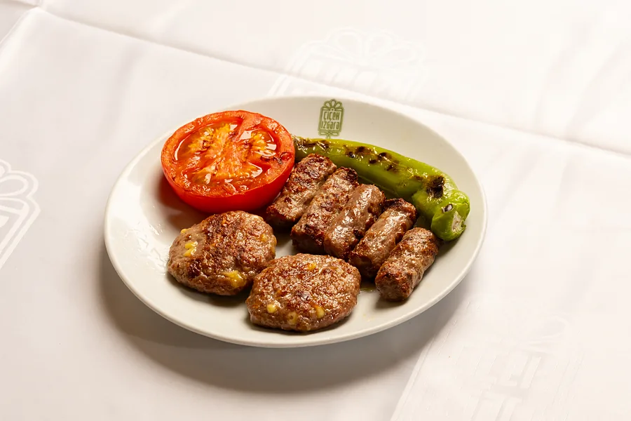 Karışık Köfte