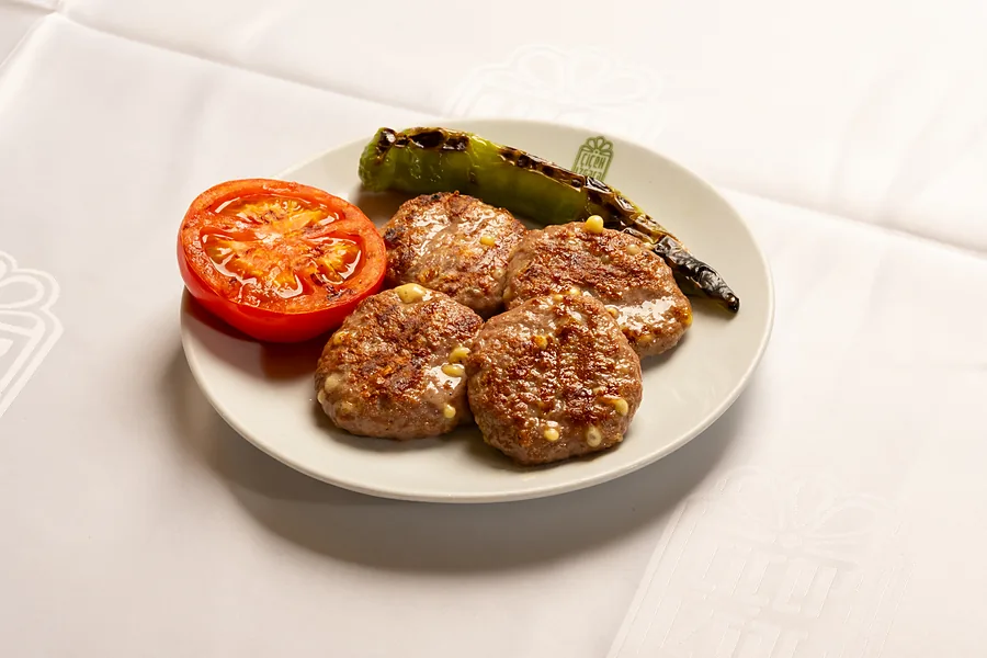 Kaşarlı Köfte